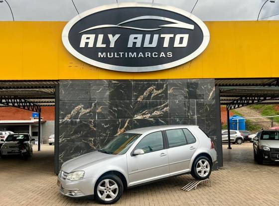 VOLKSWAGEN GOLF 1.6 MI SPORTLINE 8V FLEX 4P MANUAL VOLKSWAGEN GOLF 1.6 MI SPORTLINE 8V FLEX 4P MANUAL